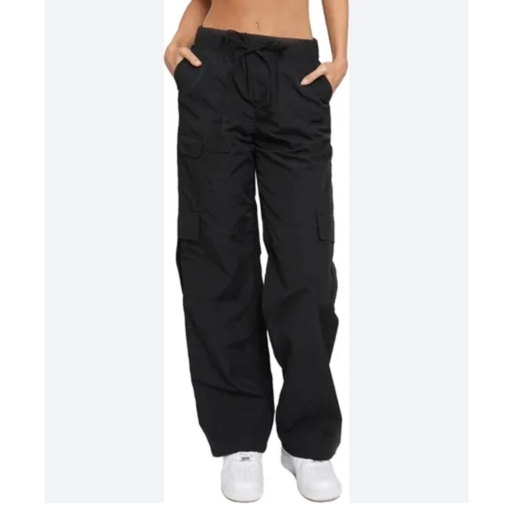 Know One Cares | Nylon Cargo Pants In Black Size Large